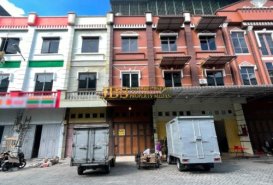 Dijual Ruko 3,5 Tingkat di Komplek MMTC Jalan Williem Iskandar  - Shophouse for Sale in Deli Serdang Regency