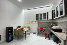 Dijual Townhouse Komplek The Penthouse Jalan Buku Daerah Ayahanda - House for Sale in Medan