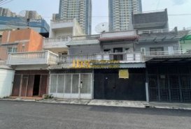 Dijual Rumah Pusat Kota Jalan Laboratorium I - Medan - House for Sale in Medan