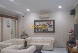 Dijual Rumah 2 Tingkat Kondisi Siap Huni Komplek Cemara Asri Jl. Kenari - Rumah for Sale in Deli Serdang Regency