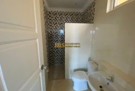 Dijual Rumah 2,5 Tingkat di Komplek Citra Garden, Jalan Jamin Ginting  - House for Sale in Medan