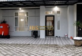 Dijual Villa Lux Komplek Eiffel Of Brastagi Jalan Kebun Bunga - House for Sale in Karo Regency