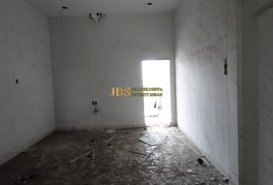 Dijual Ruko Gandeng Ex Bank Jalan Krakatau – 3,5 Lantai, Rp3,2 M - Shophouse for Sale in Medan