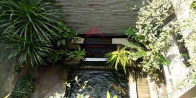 Rumah 2 lantai lux di Singgasana Pradana, Bandung