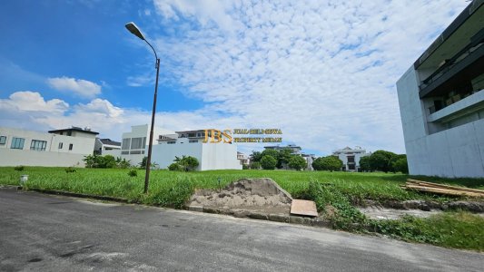 Dijual Kavling uk.789m2 Komplek Taman, Jl. Malibu Indah Raya - Medan